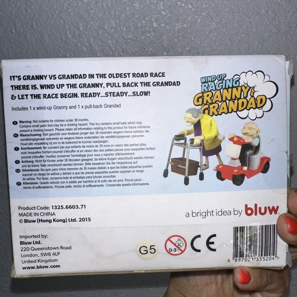 Bluw Racing Granny & Grandad Wind‎ Up Toys NEW
